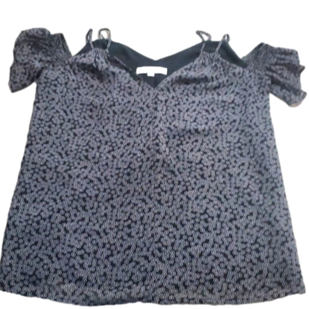 Loft  blouse‎ Black and white patterns size xs